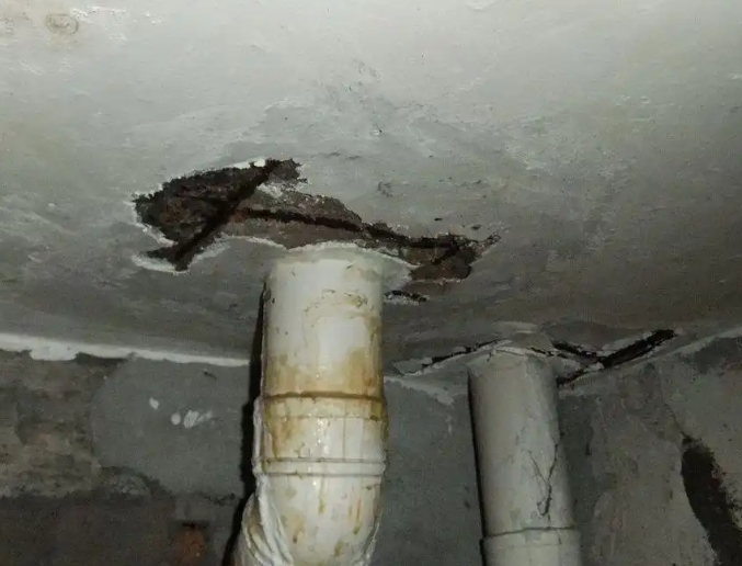 红原卫生间漏水维修公司浅析红原卫生间渗水维修的方法